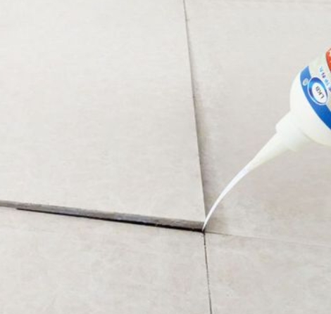 礼泉瓷砖空鼓维修公司分享卫生间瓷砖脱落的原因可能有以下几点